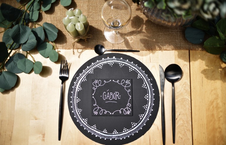 Plexi tányéralátét