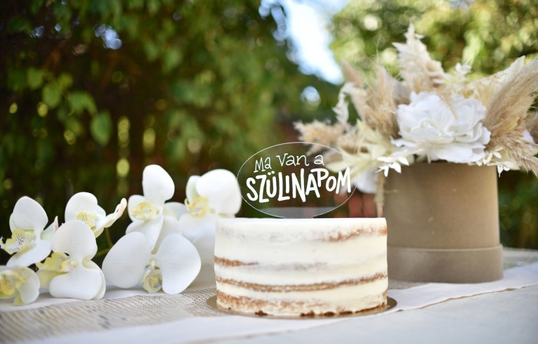 Születésnapi tortatű