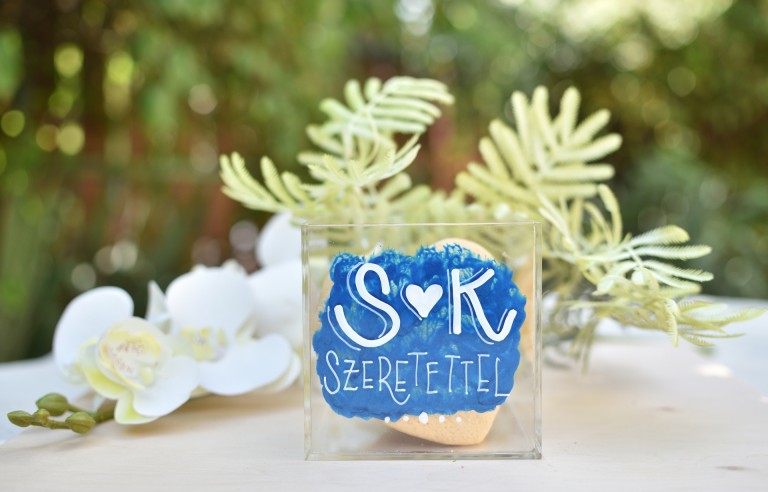 Halloween mintás plexi ajándékdoboz