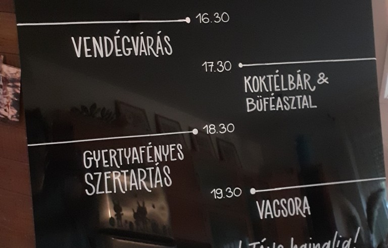 Esküvői programtábla