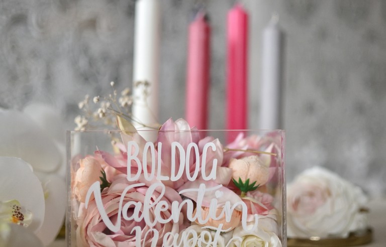 Ajándékdoboz Kedvesednek!