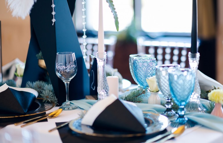 Borospohár feliratozása