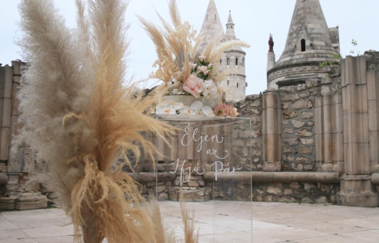 Plexi posztamens - 3 féle méret