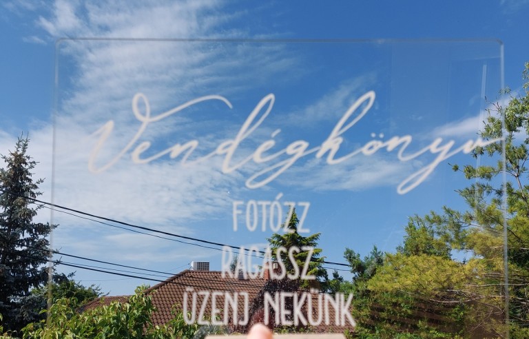 Esküvői vendégkönyv