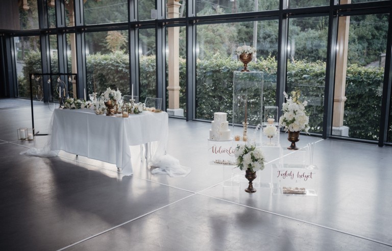 Plexi posztamens - 3 féle méret