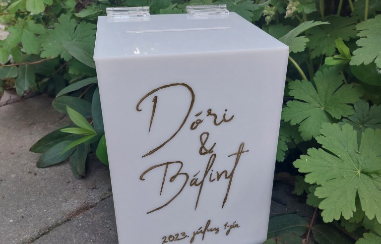 Menyasszonyi persely, jókívánság doboz