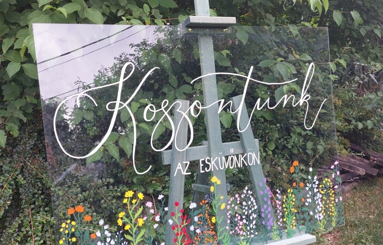 Plexi üdvözlőtábla - többféle