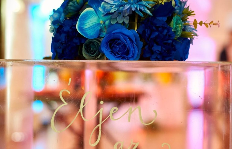 Plexi posztamens - 3 féle méret